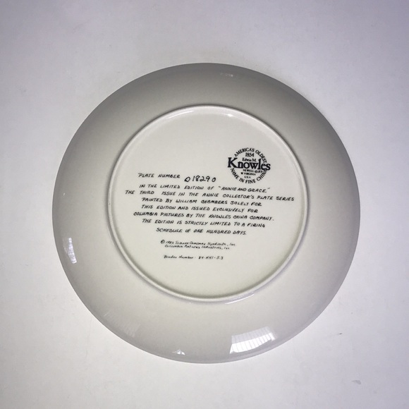 “Annie and Grace” collectable plate - Picture 2 of 4